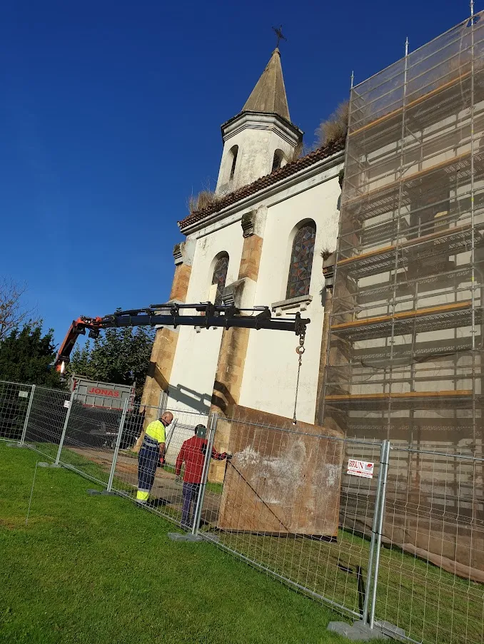 Foto del proyecto CAPILLA DE LA CADELLADA